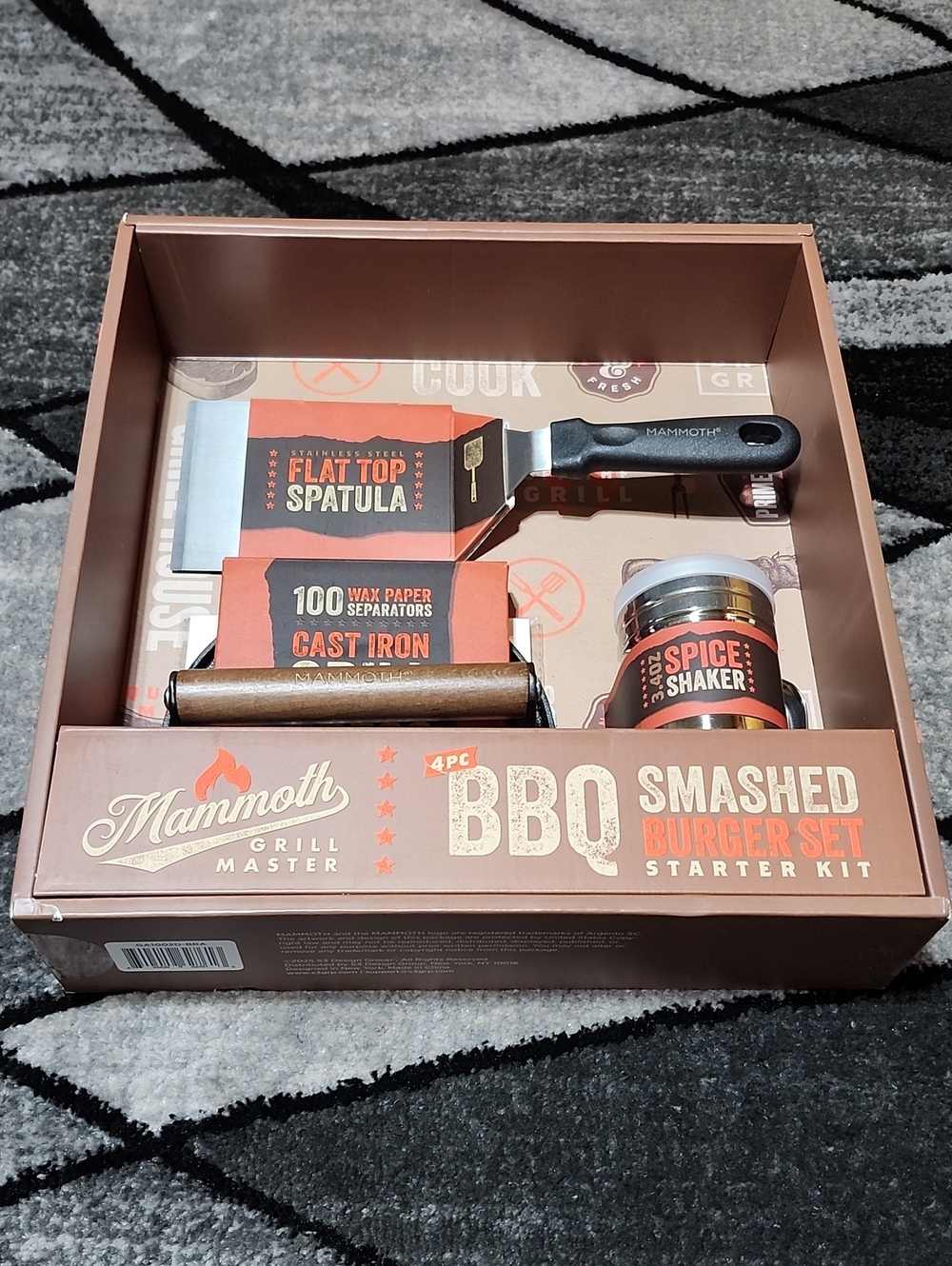 MAMMOTH GRILL MASTER BBQ SMASHED BURGER 4-PIECE STARTER KIT SET 2023
